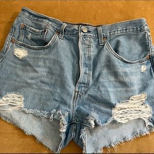 Levi 501 shorts size 31 (12)